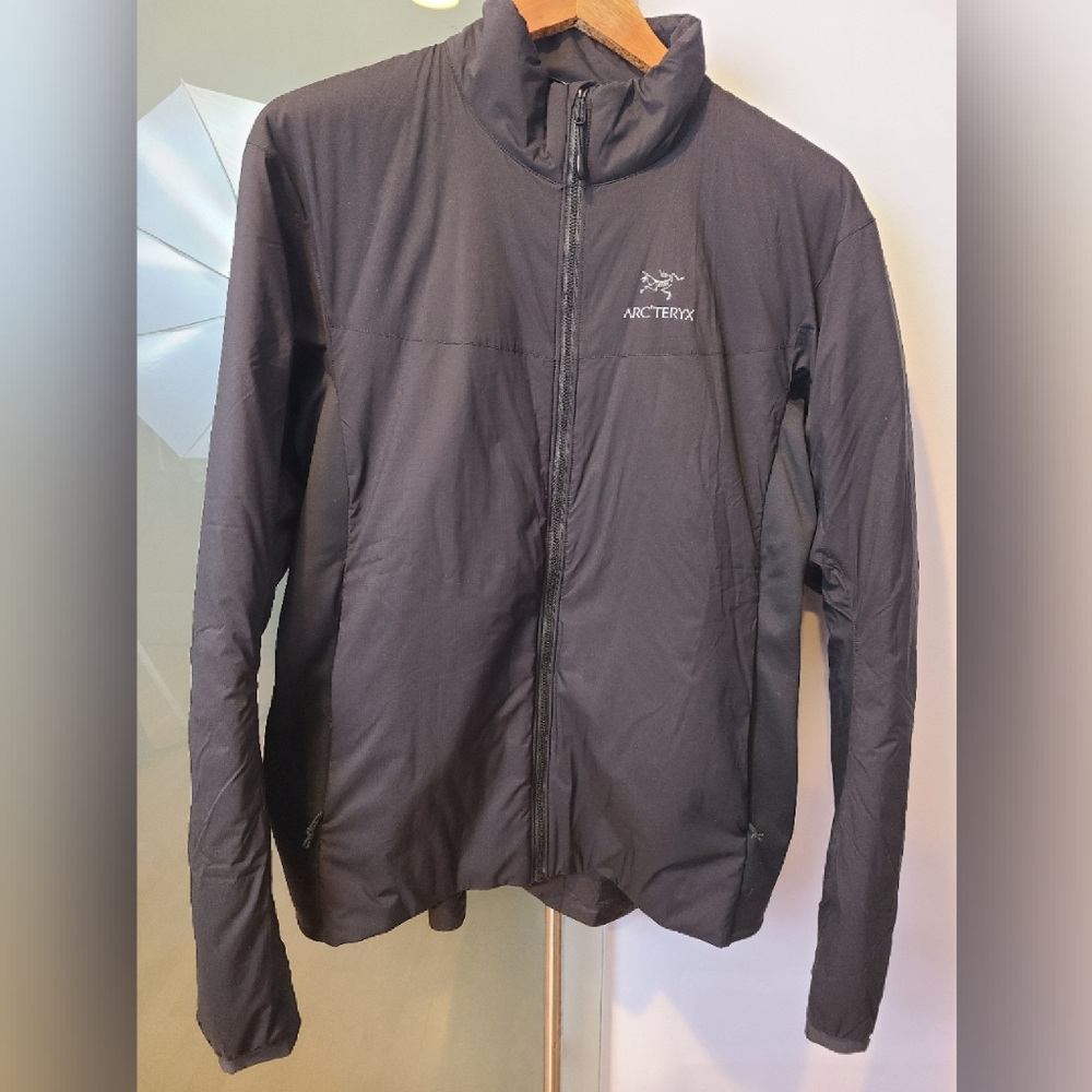 Arcteryx Women's Atom LT, Black XL